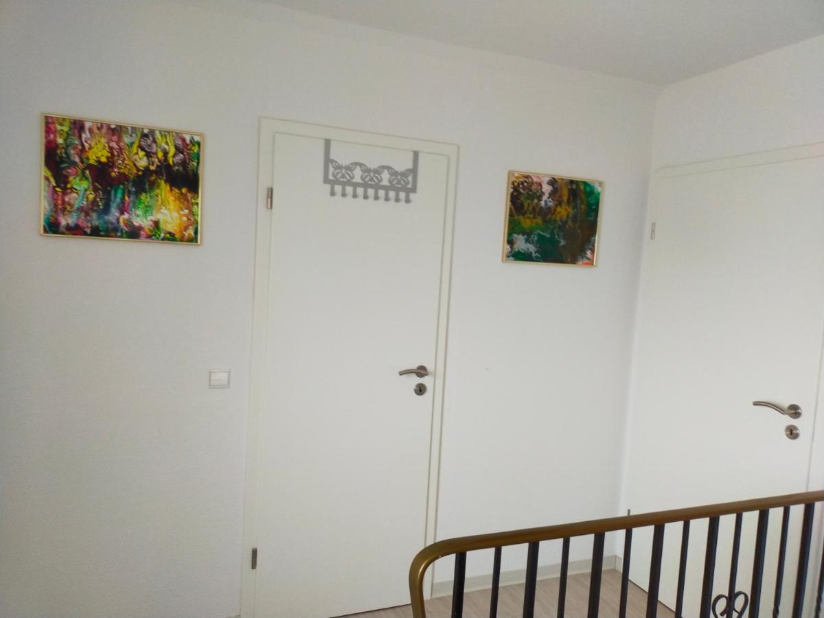 Exklusive Fewo Papenburg Mit Terrasse & Beheiztem Wintergarten パーペンブルク エクステリア 写真